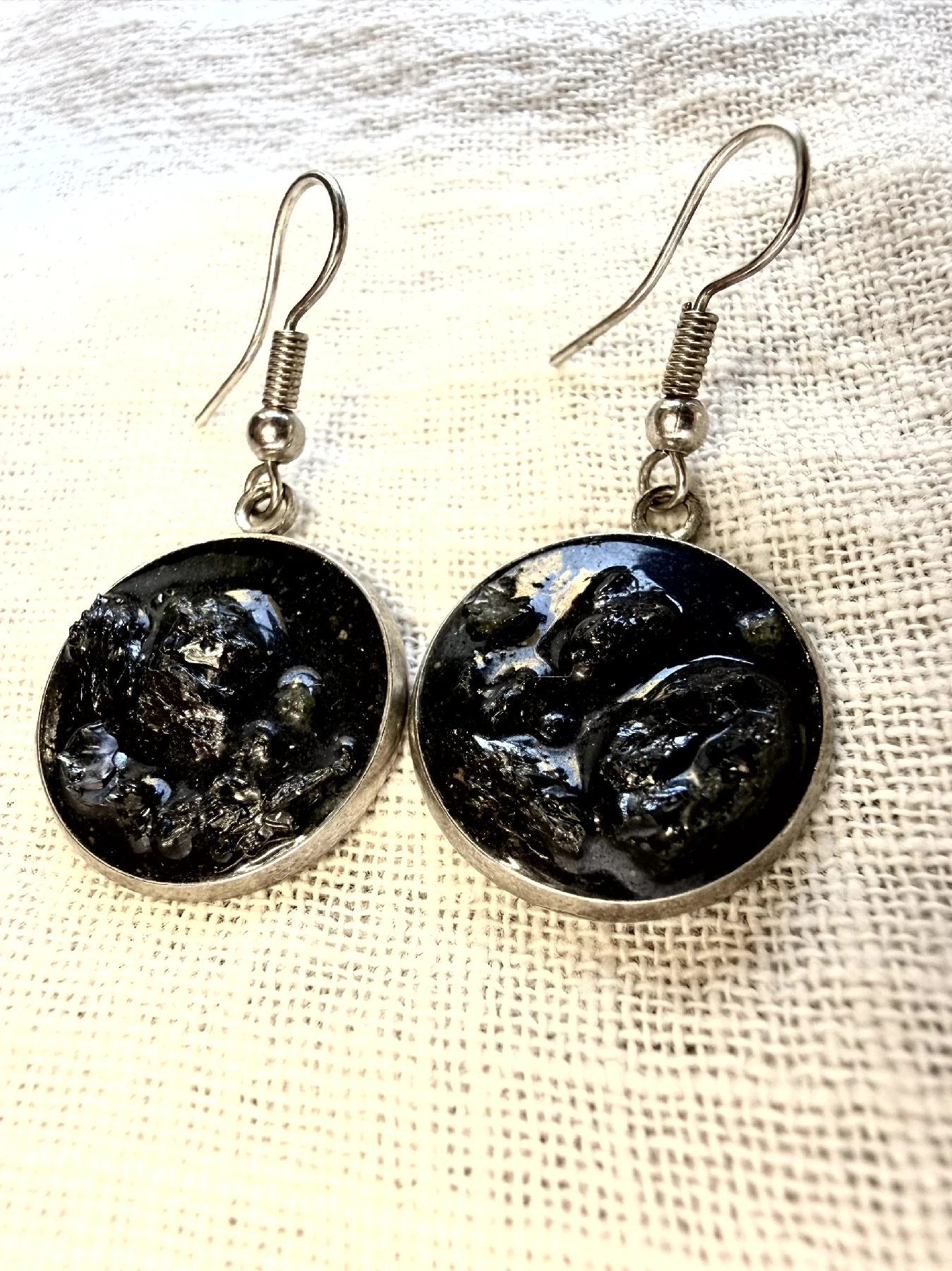 Pendientes artesanal en acero inoxidable plateado inspirada en Tenerife